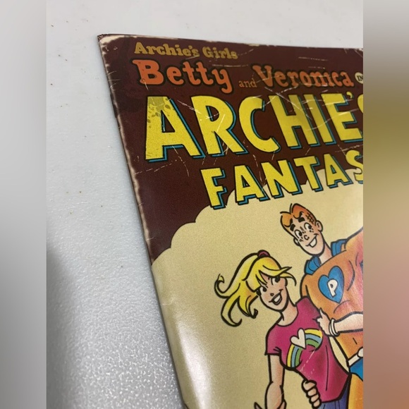 Betty And Veronica In Archie’s Fantasy Comic-Con 2015 Comic Issue 276 Archie’s G - Picture 10 of 13